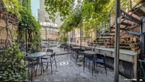 wirtualny spacer pub Szklanki